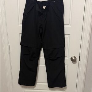 Magellan Outdoors Black Men’s Cargo Pants